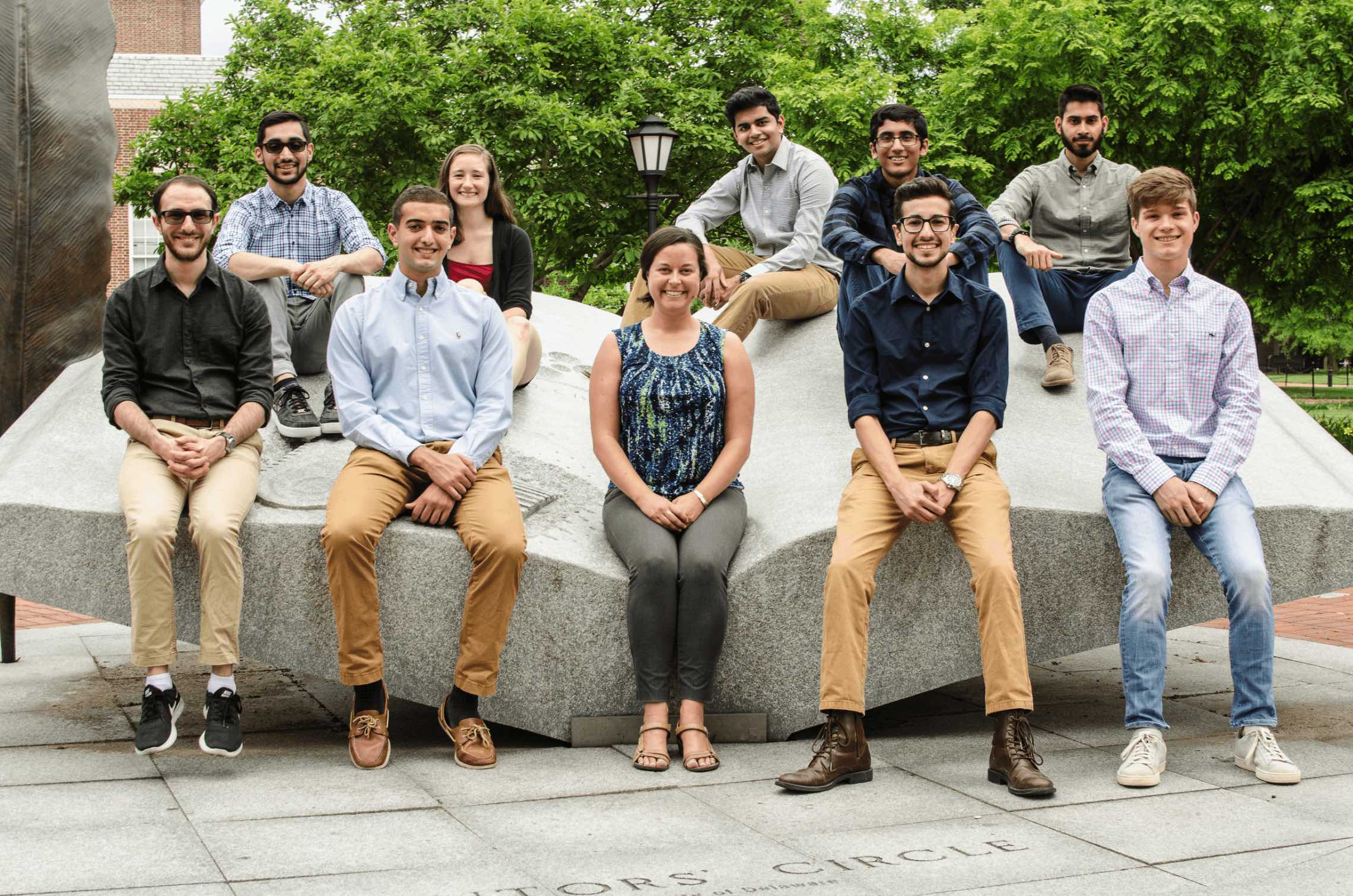 Group Photo Not Found!